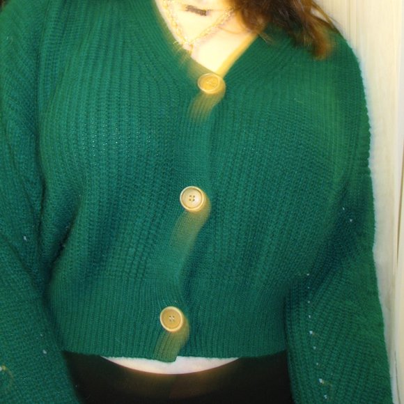 green crop sweater - Picture 2 of 2